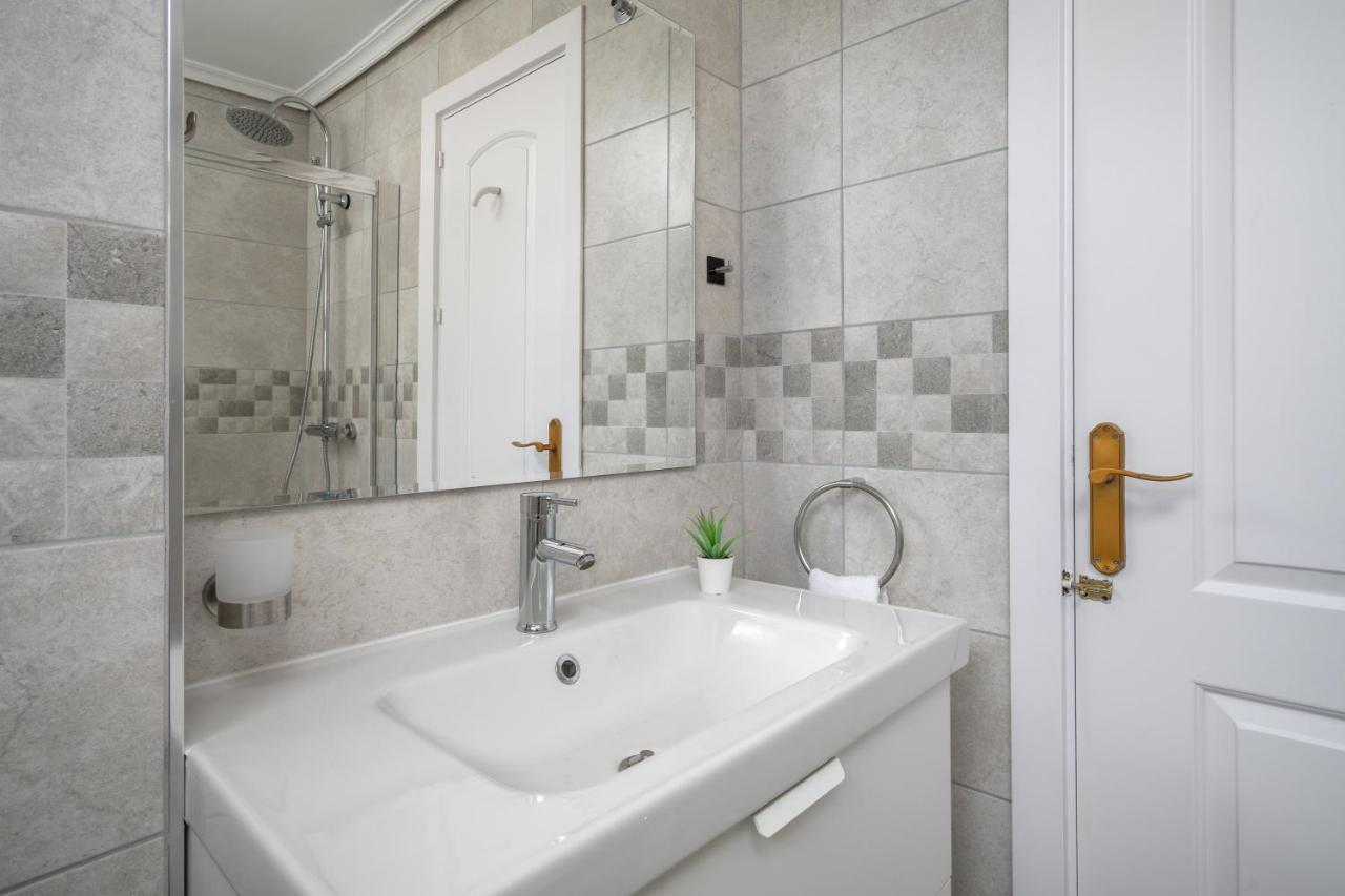 Stunning 3br Flat Near Beach&puerto Marina Ref 150 Benalmádena